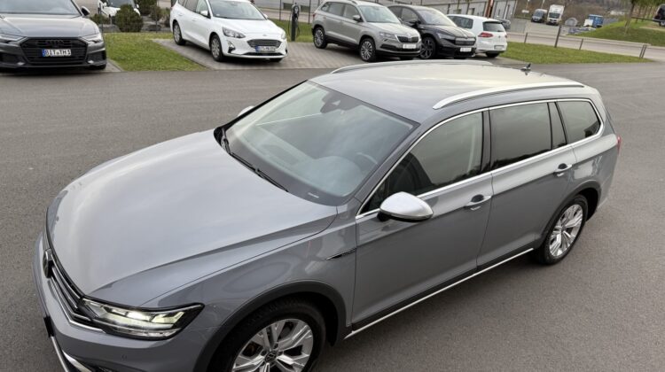 Passat Variant Alltrack 4Motion Navi AHK Kamera