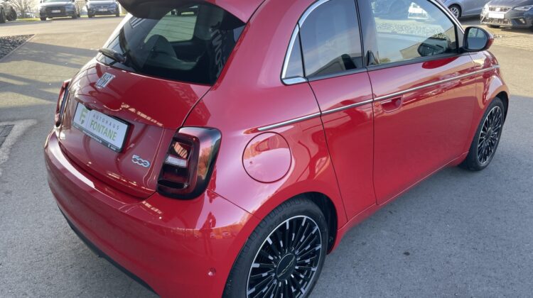 500e 3+1 La Prima Glasdach Leder Key Navi