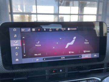 500e 3+1 La Prima Glasdach Leder Key Navi