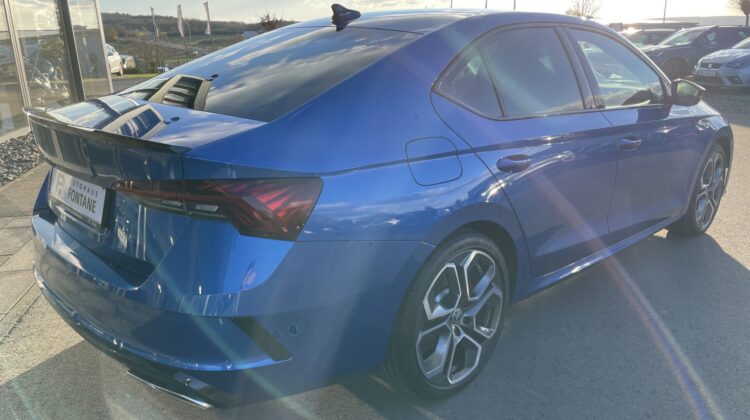 Octavia 2,0TSi Limousine RS 19″Alcantara Massage