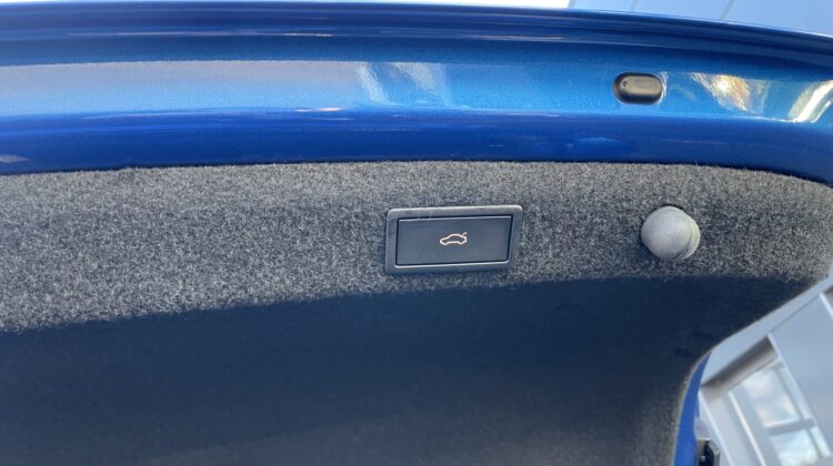 Octavia 2,0TSi Limousine RS 19″Alcantara Massage