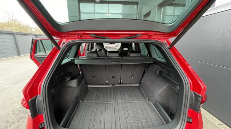 Kodiaq 2,0TSi Sportline 4×4 Canton 19″Key ACC