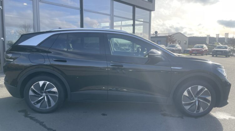 ID.4 Pro Performance 150kW Pano Wärmep. IQ AHK