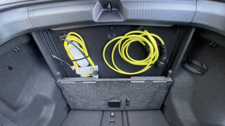 ID.4 Pro Performance 150kW Pano Wärmep. IQ AHK