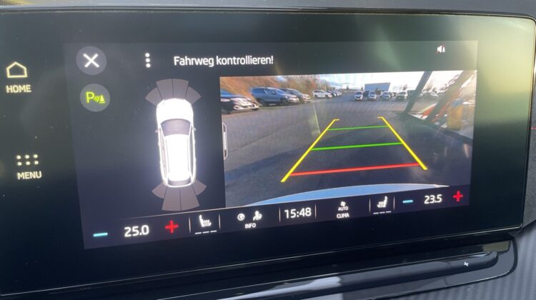 Octavia 2,0TSi Combi RS Pano Matrix AHK Columbus