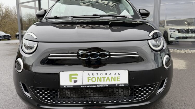 500e La Prima Pano Navi Kamera LED JBL Sound ACC