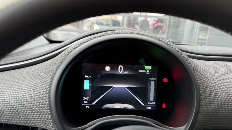 500e La Prima Pano Navi Kamera LED JBL Sound ACC