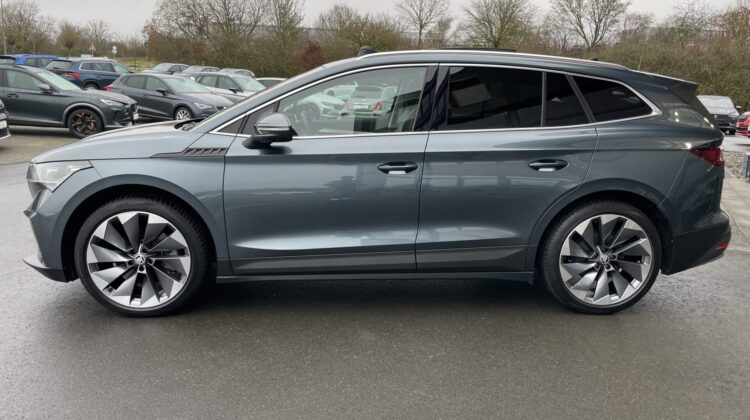 Enyaq iV80 Wärmep.AHK Pano Matrix HUD