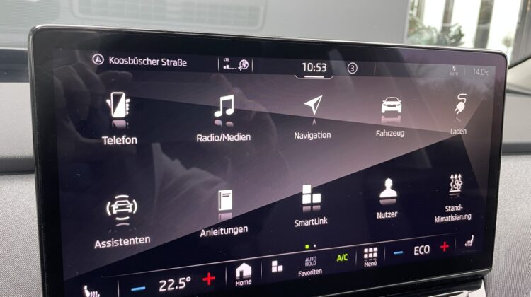 Enyaq iV80 Wärmep.AHK Pano Matrix HUD
