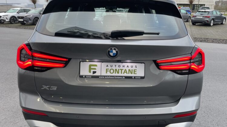 X3 30d xDrive AHK Shadow Line Live Cockpit Shad