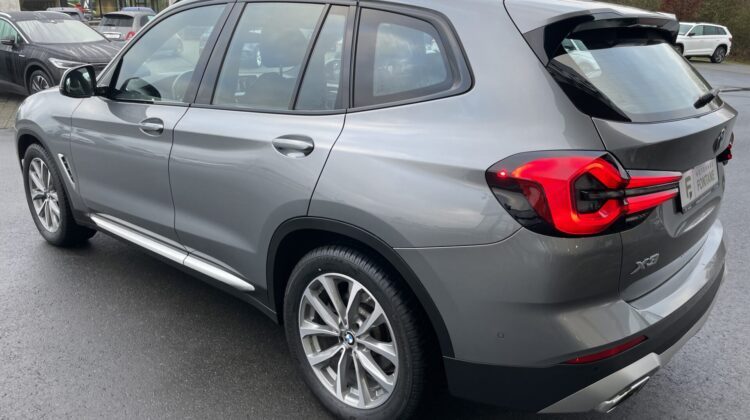 X3 30d xDrive AHK Shadow Line Live Cockpit Shad