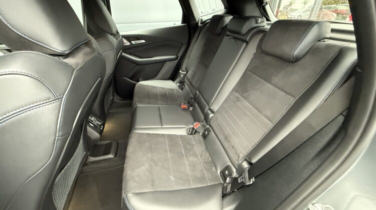 225e ActiveTourer xDrive M Sport PlugIn HUD H&K