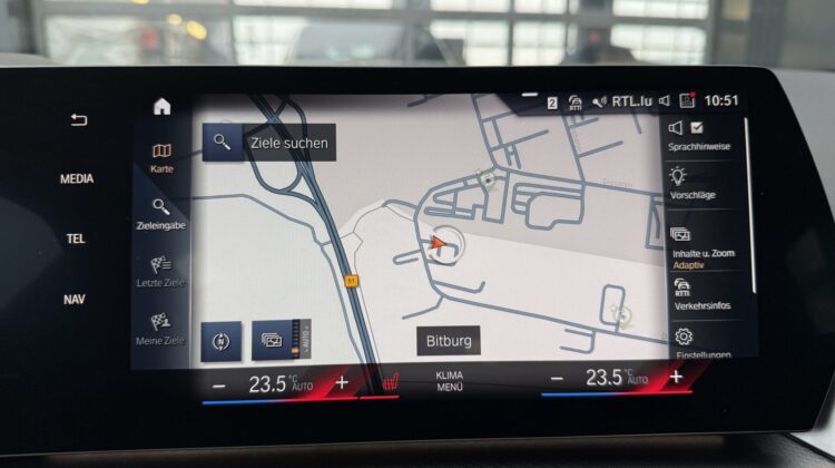 225e ActiveTourer xDrive M Sport PlugIn HUD H&K