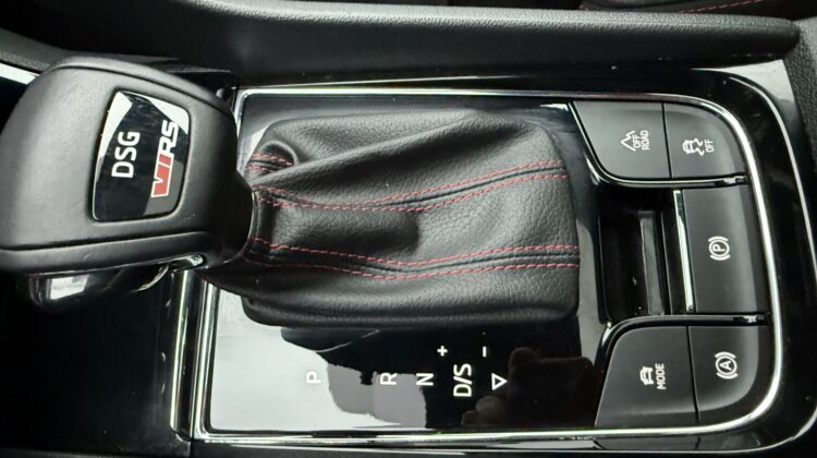 Kodiaq 2,0TSi RS 4×4 Pano Columbus Alcantara ACC