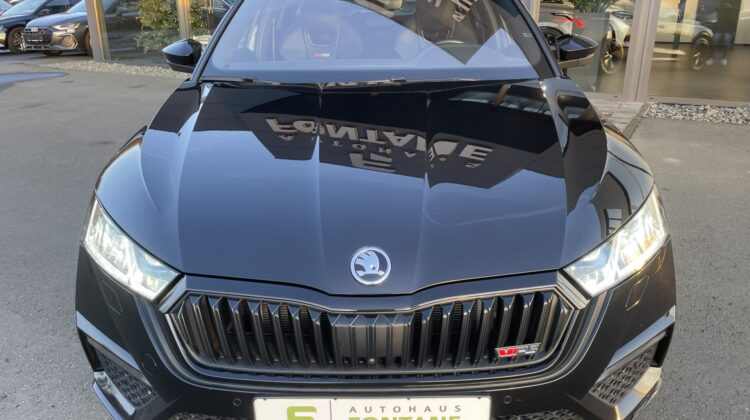 Octavia Combi 2,0TSi RS Pano 360°DCC AHK Massage
