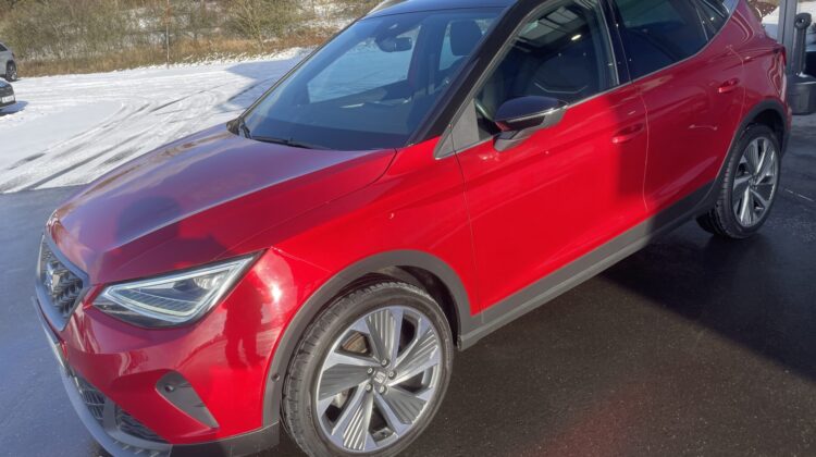 Arona 1,5TSi DSG FR Navi LED ACC Sitzhz PDC