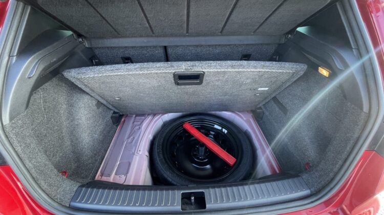 Arona 1,5TSi DSG FR Navi LED ACC Sitzhz PDC