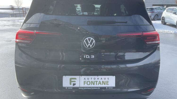 ID.3 Pro Performance 150kW 18″ AHK Kamera ACC