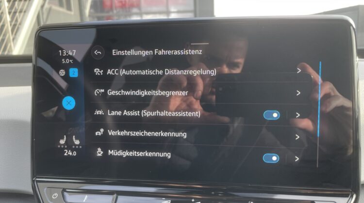 ID.3 Pro Performance 150kW 18″ AHK Kamera ACC