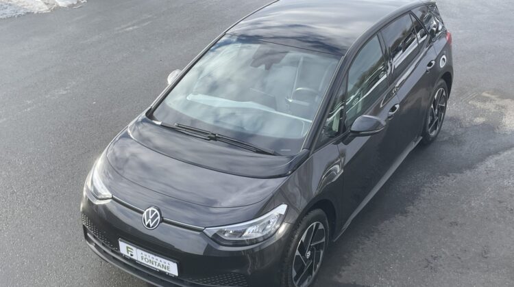 ID.3 Pro Performance 150kW 18″ AHK Kamera ACC