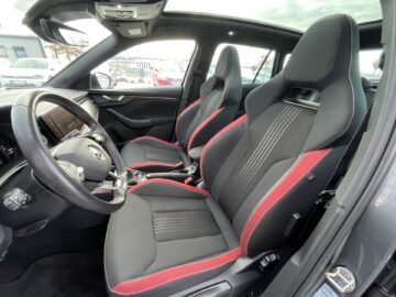 Kamiq 1,5TSi DSG Monte Carlo Pano AHK Matrix Key