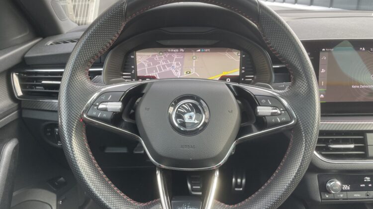 Kamiq 1,5TSi DSG Monte Carlo Pano AHK Matrix Key