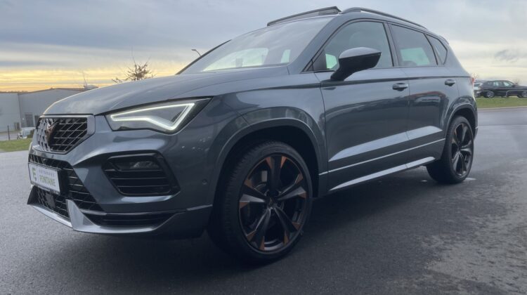 Ateca 2,0TSi 4Drive Akrapovic Pano Alcantara DCC