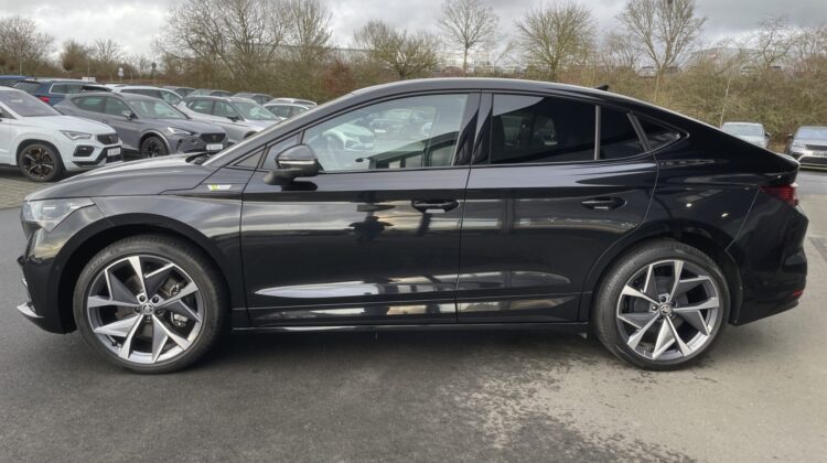 Enyaq Coupé RS Suite 80x 220kw4x4 crystal AHK WP