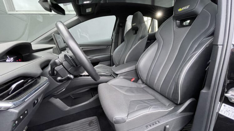 Enyaq Coupé RS Suite 80x 220kw4x4 crystal AHK WP