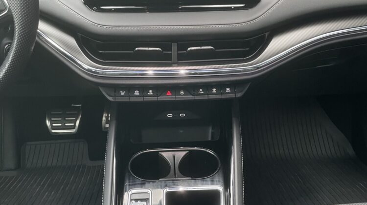 Enyaq Coupé RS Suite 80x 220kw4x4 crystal AHK WP