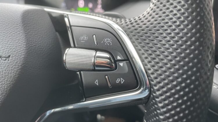 Enyaq Coupé RS Suite 80x 220kw4x4 crystal AHK WP