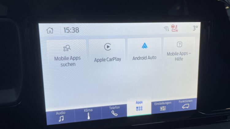 Tourneo Courier Automat Titanium Carplay AHK PDC