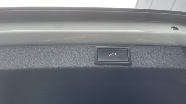 Octavia Combi 2,0TSi RS Pano AHK ACC Kam Matrix