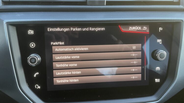 Arona 1,0 Style Navi Kamera Tempomat Klima