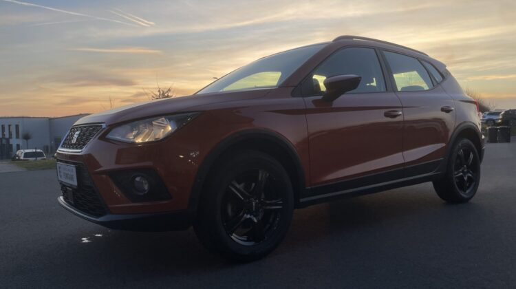 Arona 1,0 Style Navi Kamera Tempomat Klima