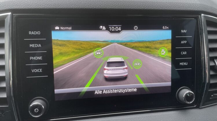 Karoq 1,5TSi DSG Style Standhz Alcantara Keyless