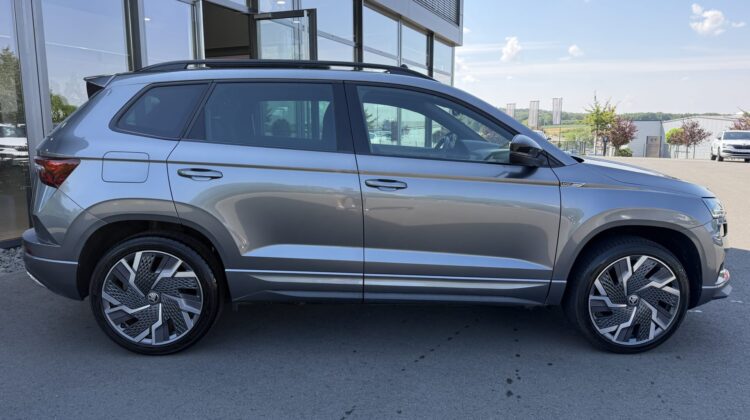 Karoq 2,0TSi DSG Sportline 4×4 Pano 19