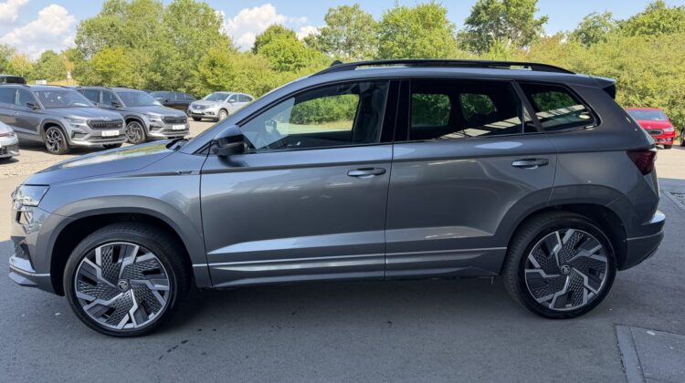 Karoq 2,0TSi DSG Sportline 4×4 Pano 19