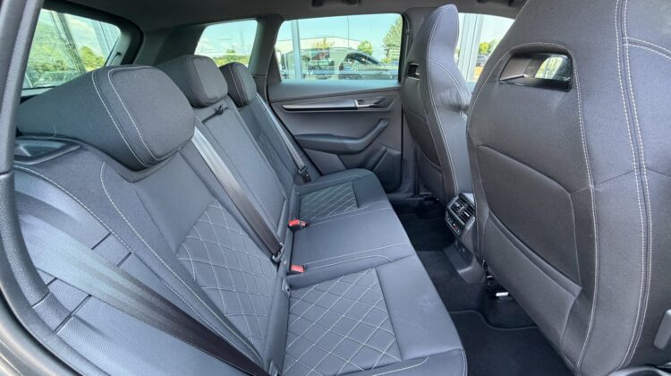 Karoq 2,0TSi DSG Sportline 4×4 Pano 19