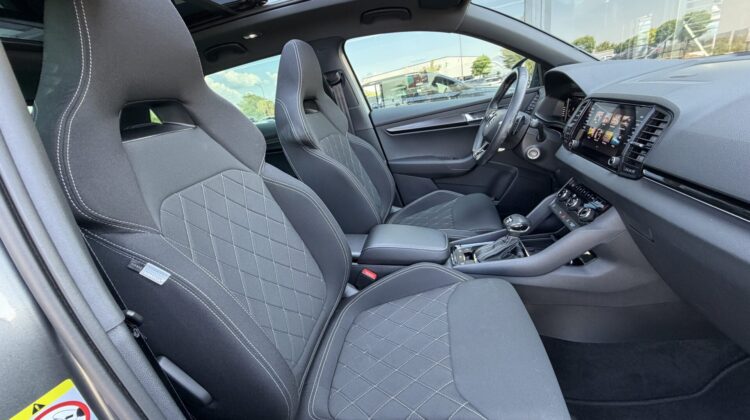 Karoq 2,0TSi DSG Sportline 4×4 Pano 19