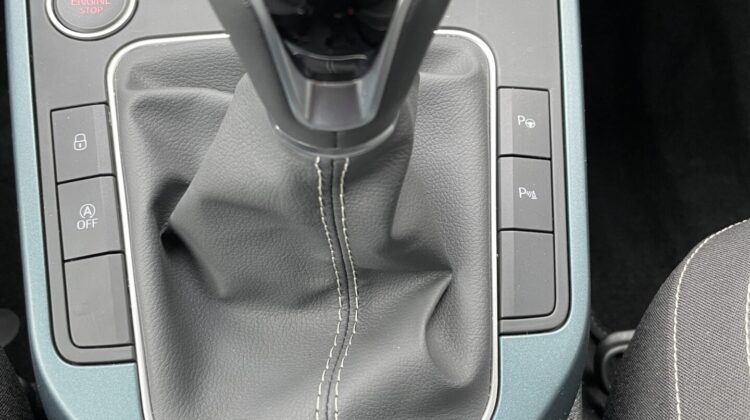 Arona 1,0TSi Xperience Schalter Navi LED Kamera