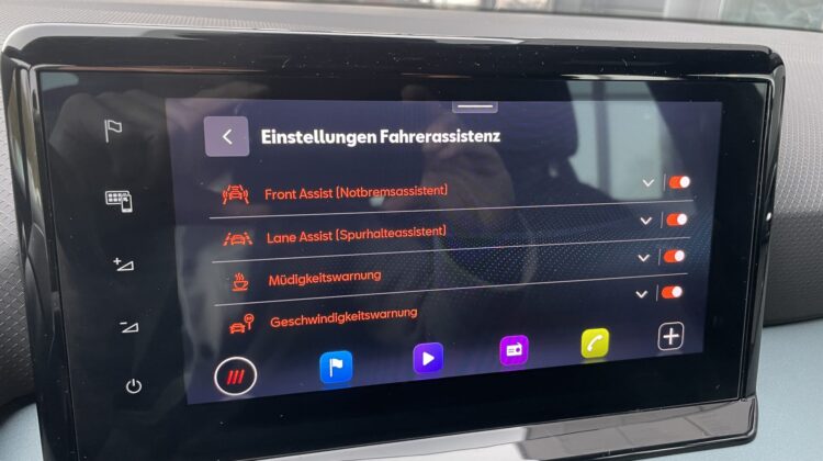 Arona 1,0TSi Xperience Schalter Navi LED Kamera