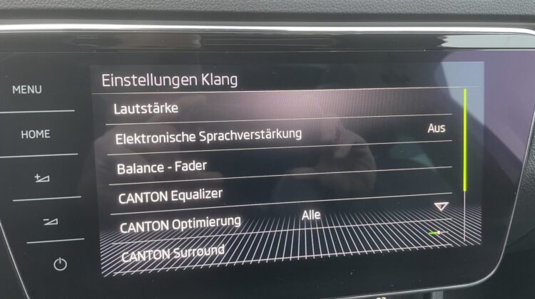 Superb Combi L&K 4×4 Pano 19″ AHK Canton Massage