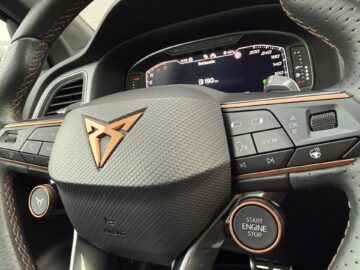 Ateca 2.0TSI 4Drive Pano 19″ 360° Beats Keyless