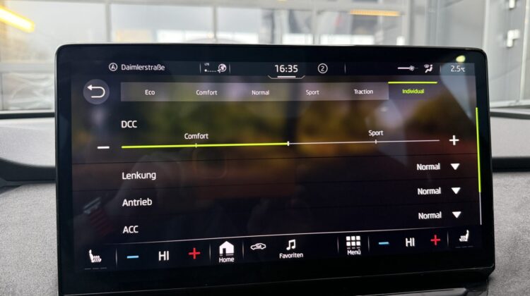 Enyaq Coupé RS Lounge Pano 21″ Canton 360° Chrystal Face