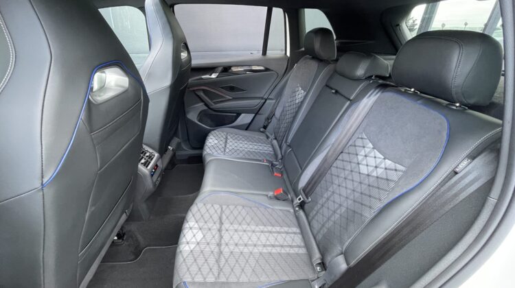 Tiguan 2.0TSI 4Motion R-Line Pano AHK 360 HUD IQ