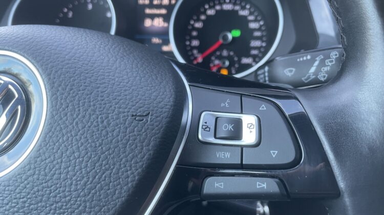 Tiguan 2,0TDi Highline 4Motion Navi AHK ergo