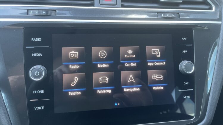 Tiguan 2,0TDi Highline 4Motion Navi AHK ergo