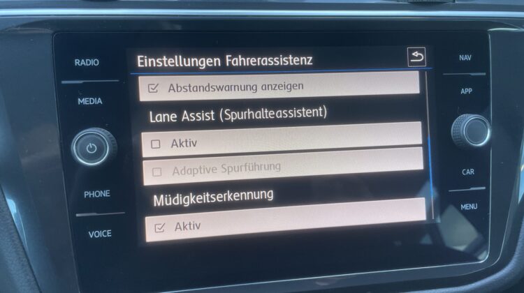 Tiguan 2,0TDi Highline 4Motion Navi AHK ergo
