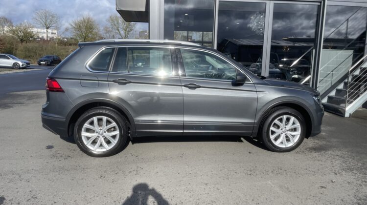 Tiguan 2,0TDi Highline 4Motion Navi AHK ergo